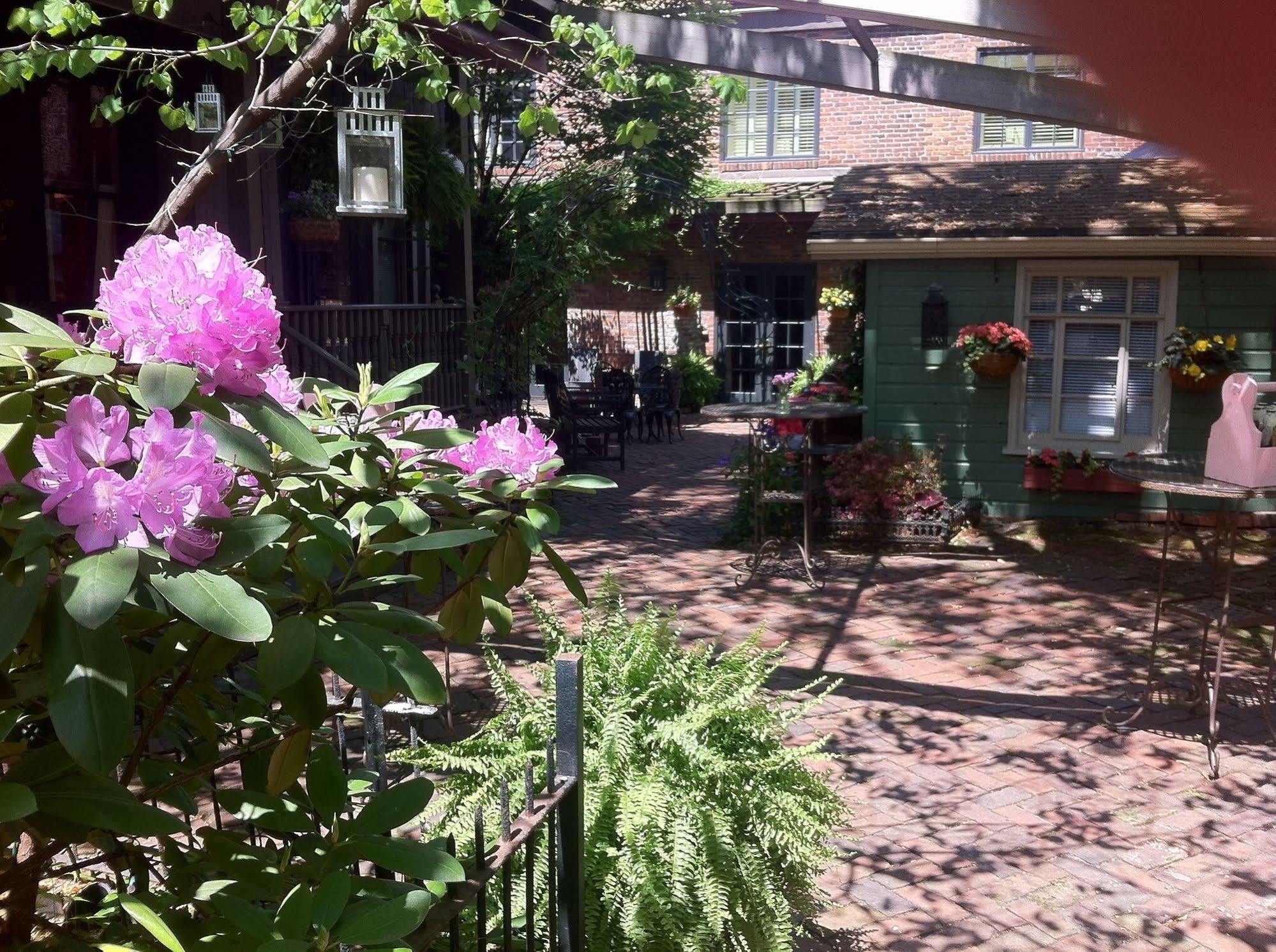 Morning Glory Inn Pittsburgh Exterior photo